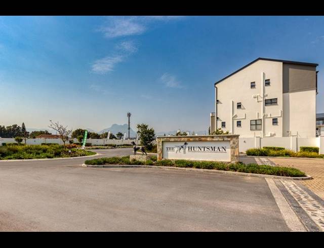 1 BEDROOM PROPERTY TO RENT IN THE HUNTSMAN